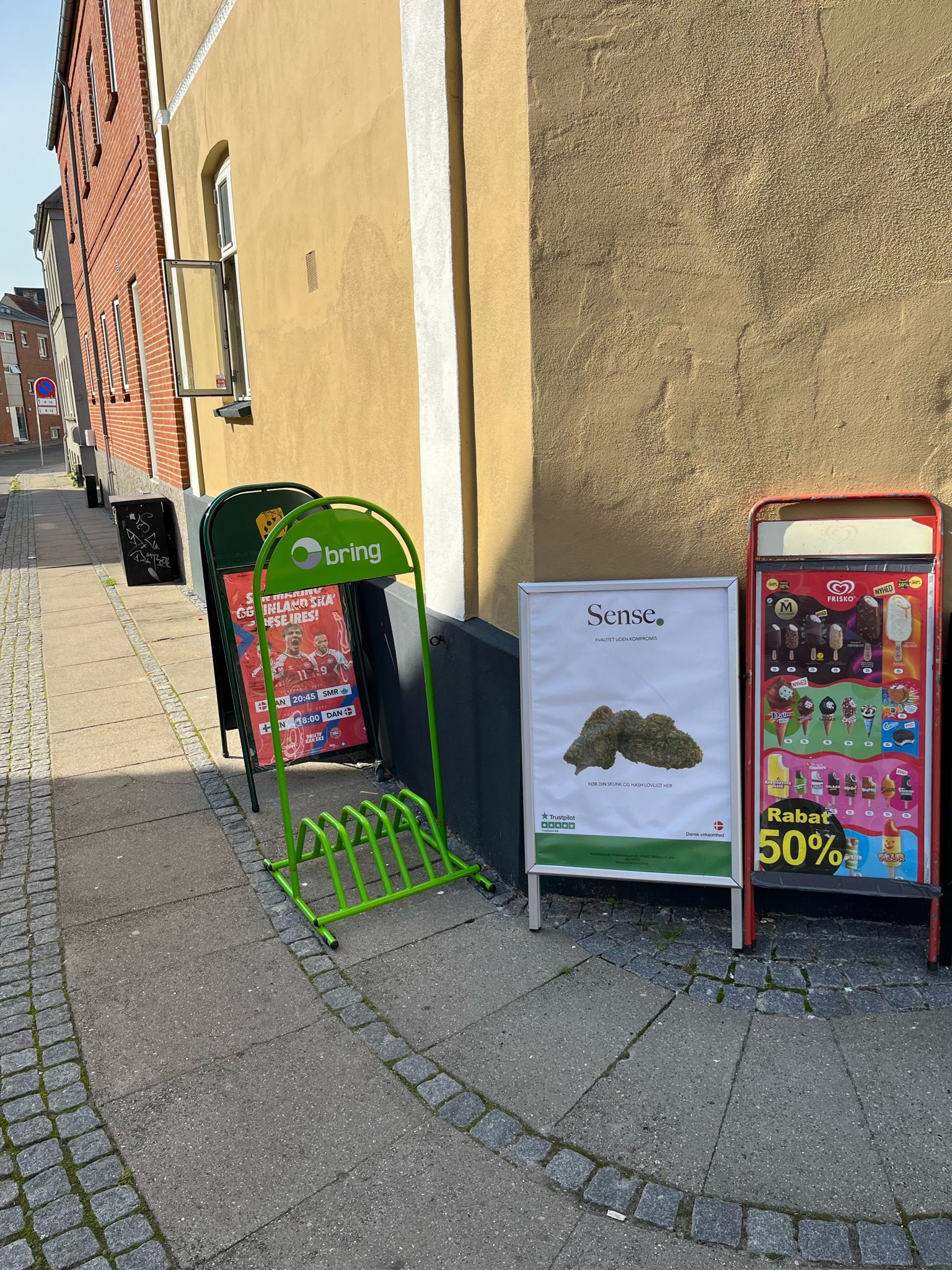 Den Lille Butik