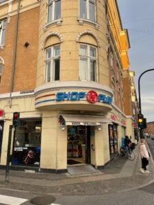 shop n play kiosk forum frederiksberg