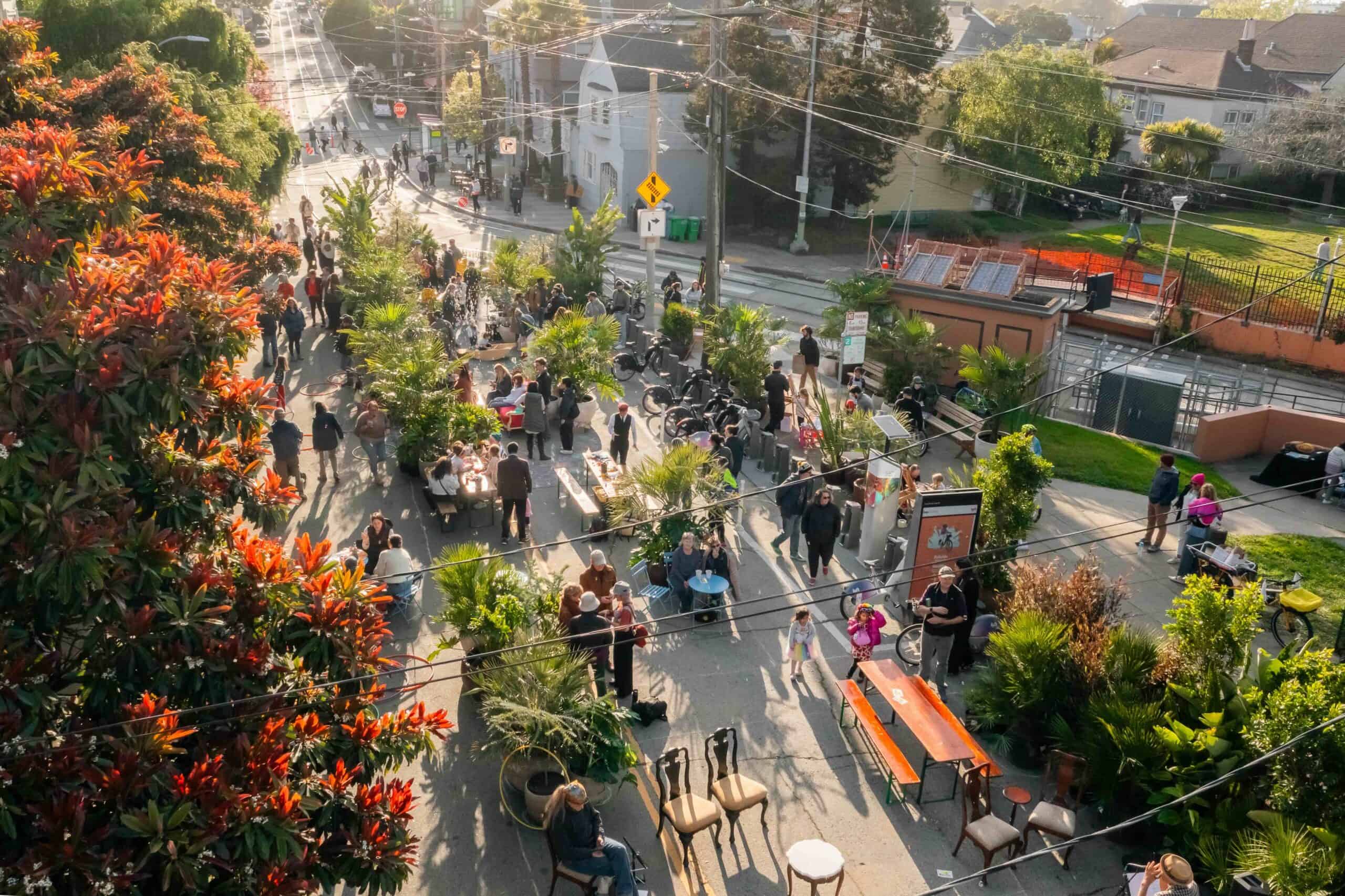 SF's Pop-Up "Town Squares": Parking Lots Become Mini Parks