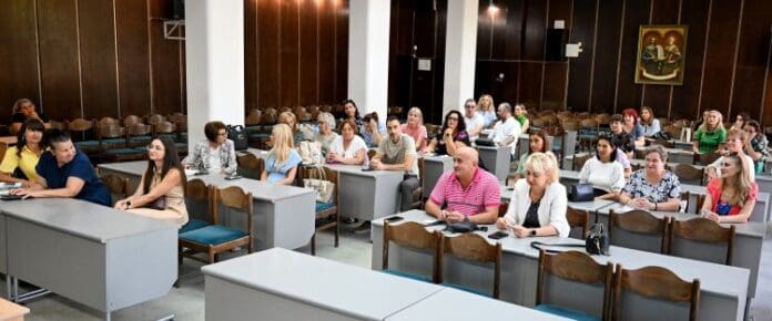 Талантливи ученици в Сливен ще получат подкрепа по нов проект