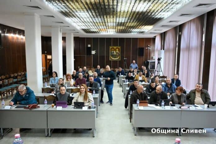 Заседание на Общинския съвет в Сливен с обсъждане на такса смет