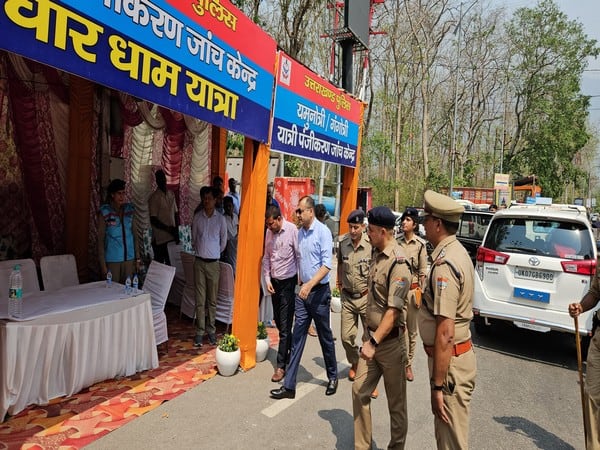 Uttarakhand Dgp Inspects Bhadrakali Check Post Directs To Maintain Traffic System 4692