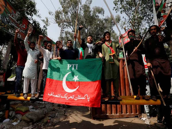 Pakistan: PTI Opposes Government's Constitutional Amendment Plans ...