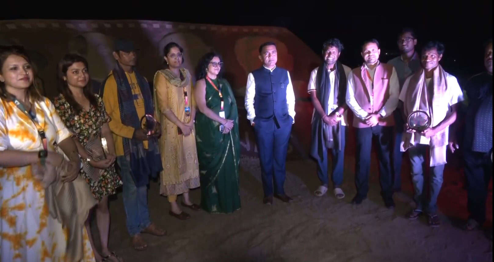 आईएफएफआई 2024 गोवा के मुख्यमंत्री प्रमोद सावंत ने सुदर्शन पटनायक 4 द्वारा निर्मित रेत कला स्थापना का उद्घाटन किया - द न्यूज मिल