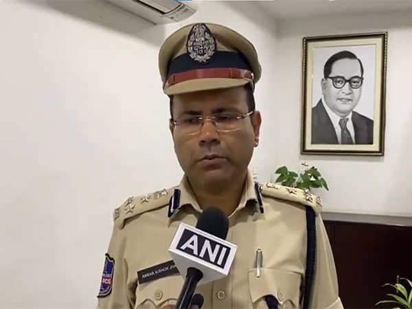 तेलंगाना पुलिस ने एसबीआई चोरी मामले में तीन लोगों को गिरफ्तार किया, 25 किलोग्राम सोने के आभूषण जब्त किए