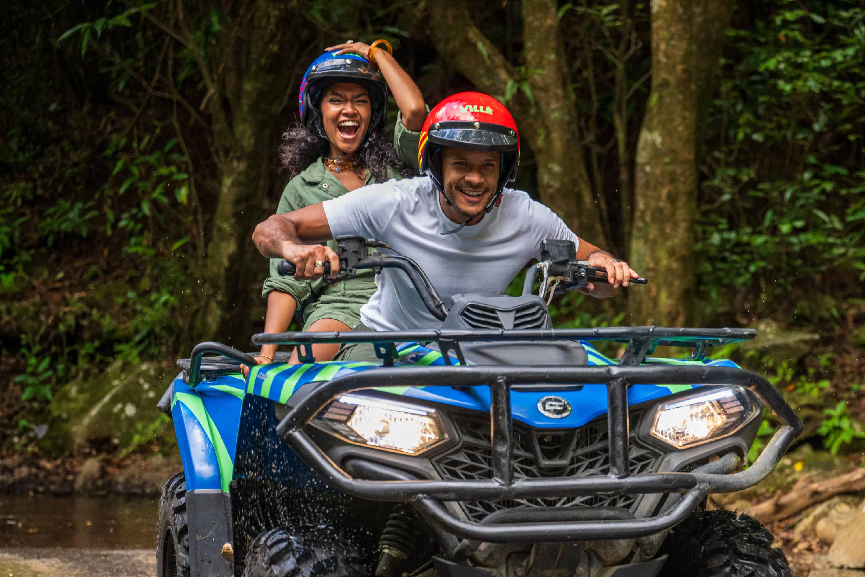 Couple experiencing quad together, Vallé Adventure Activity