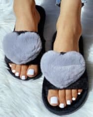 Open Toe Fluffy Heart Design Flat Slipper - Image 4