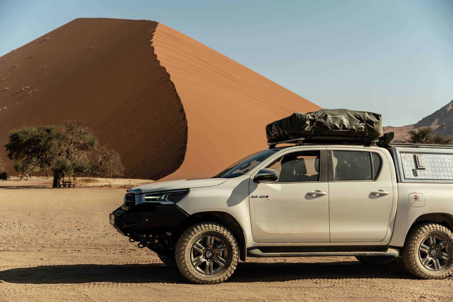 Toyota Hilux Double Cab 4x4 2.4l Automatic Diesel 2 Pax