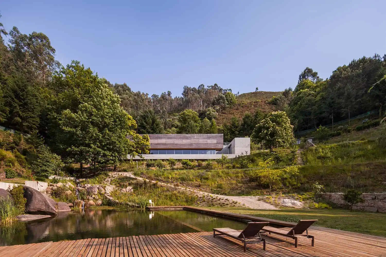 Gerês House by Carvalho Araújo: A Harmonious Dialogue Between Architecture and Landscape