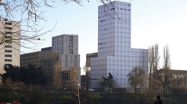 360° View Tower by LAN Architecture in Nantes, France
