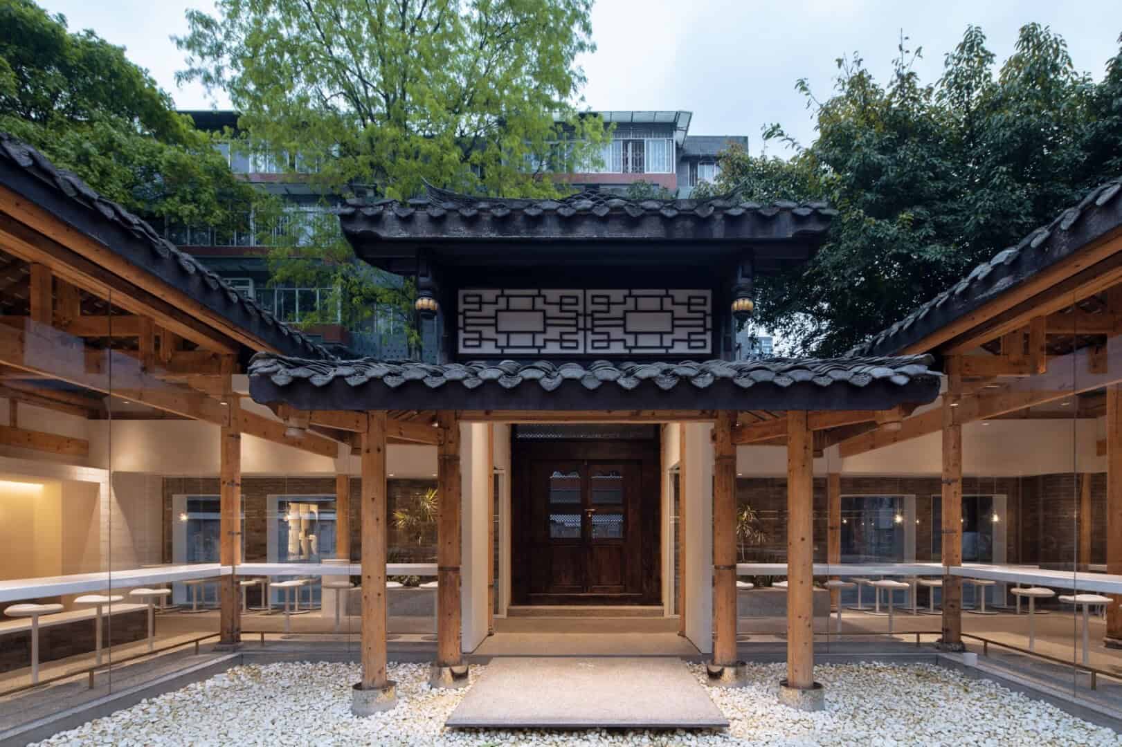 Arabica Kuanzhai Alley by B.L.U.E. Architecture Studio: A Contemporary Café in Chengdu’s Historic Courtyard
