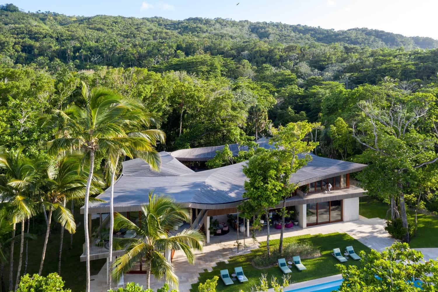 Casa Las Olas by Young Projects in the Dominican Republic