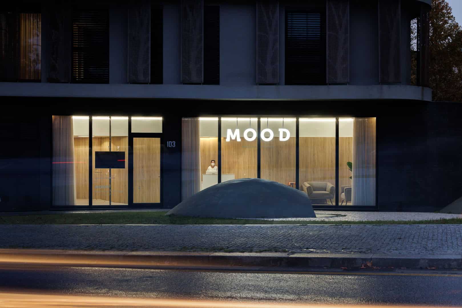 MOOD Dental Clinic by Tsou Arquitectos in Maia, Portugal