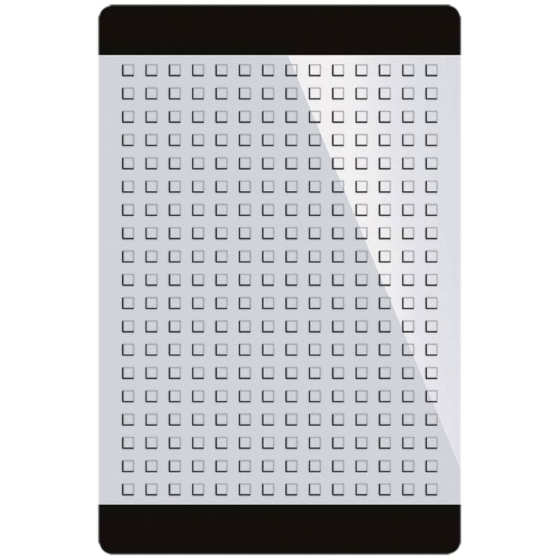 Un dispositivo elettronico rettangolare con una griglia di piccoli pulsanti quadrati o luci equidistanti, per lo più grigi con un leggero riflesso sul lato destro, presenta il design elegante noto come "TAGCR - TAGLIERE IN CRISTALLO". I bordi superiore e inferiore sono neri.