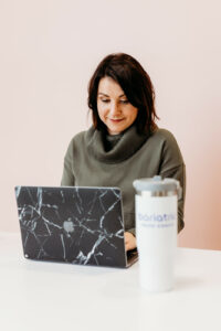 steph wagner ms rdn ldn on a computer
