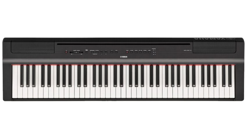 Yamaha P-121