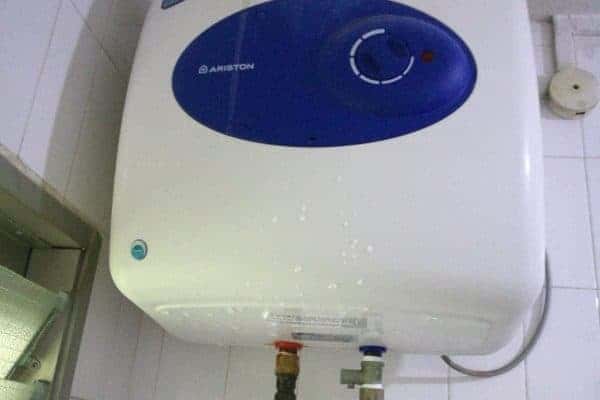 Ariston TI-SHAPE 30 R Gangsa Road