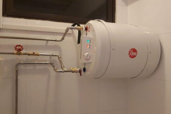 Rheem EHG 30 30L Storage Water Heater Exposed