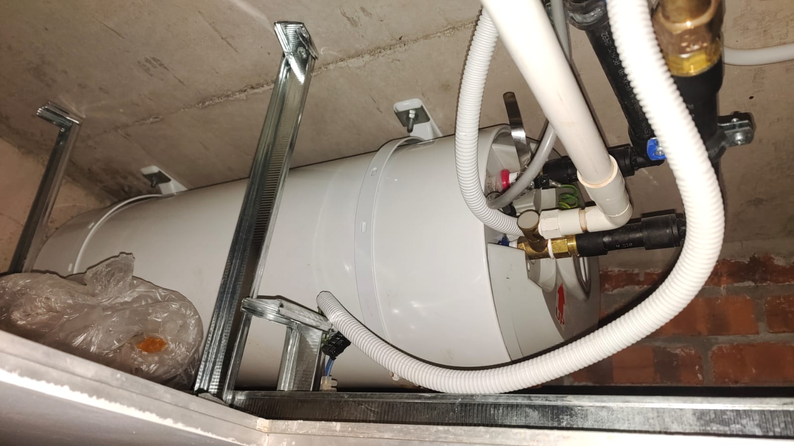 Water Heater Replacement Ariston Pro R S 11 June 2025 Before