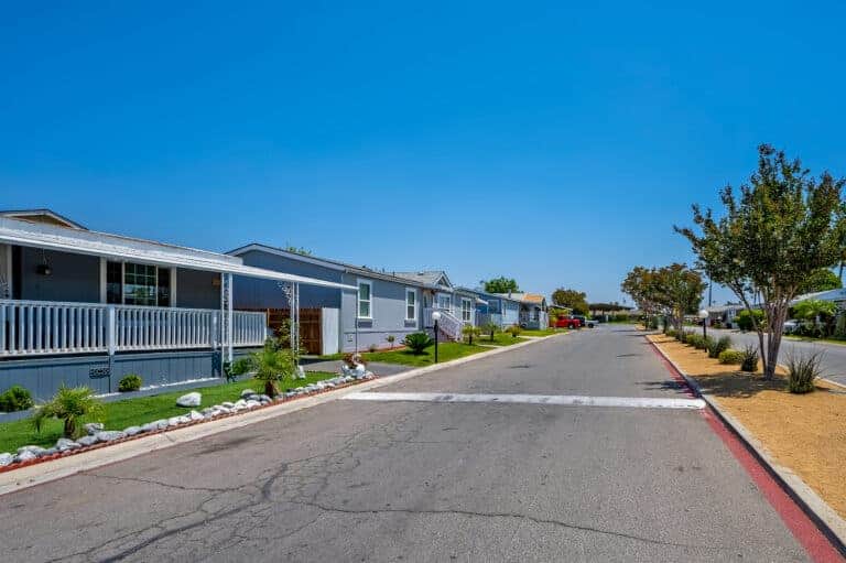 Photo by James Pelar - Linova Photography - All Rights Reserved