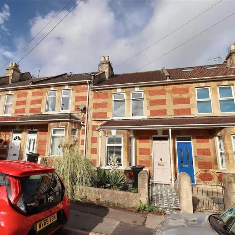 Sladebrook Avenue, Oldfield Park, Bath, BA2 2LB