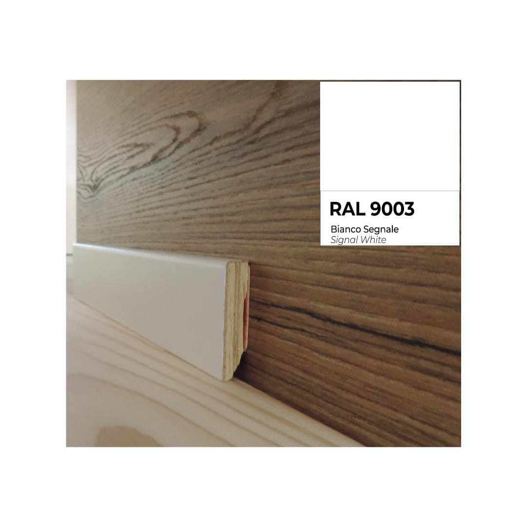 Battiscopa legno 13x50 RAL9003 Onlywood Battiscopa Legno BIANCO Laccato RAL 9003 – 50 x 13 mm – Asta da 2,4 Metri - immagine 1