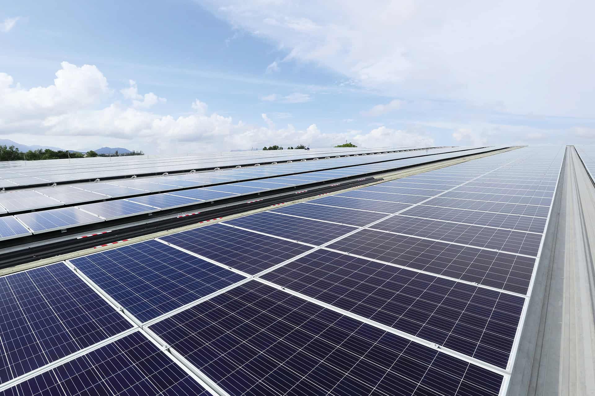 L’impianto fotovoltaico sui tetti degli stabilimenti Plados