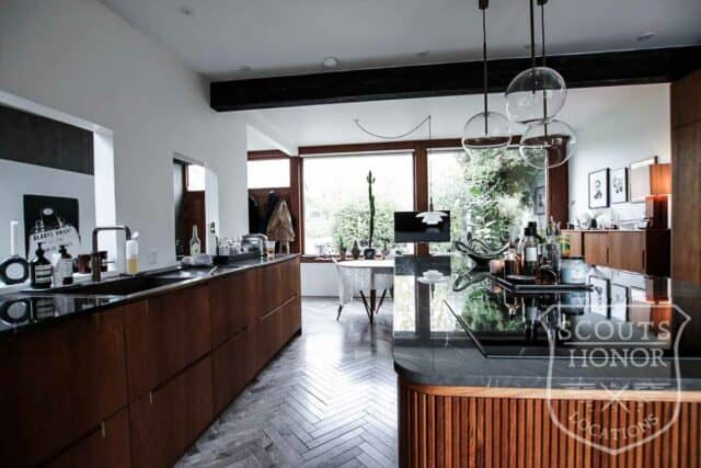villa arkitekttegnet teaktræ location scoutshonor00010