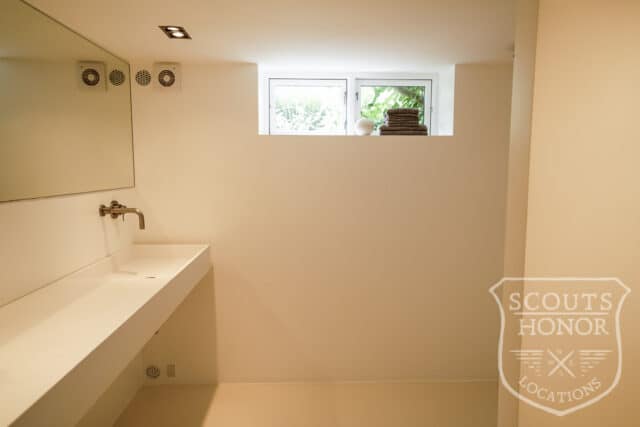 villa minimalistisk lyst stilfuld nordsjælland scoutshonor location denmark (40 of 77)