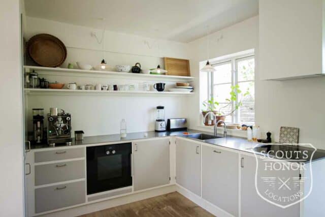 byhus gårdhave beach house børneværelse location denmark scoutshonor00007