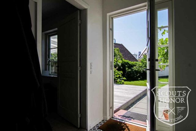 byhus gårdhave beach house børneværelse location denmark scoutshonor00010