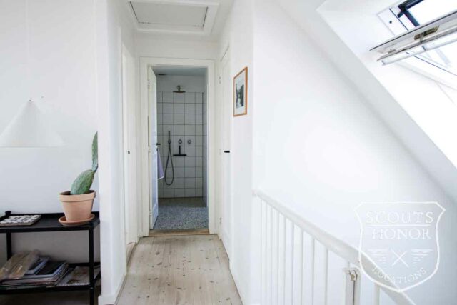 byhus gårdhave beach house børneværelse location denmark scoutshonor00016