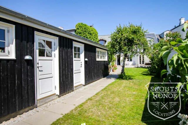 byhus gårdhave beach house børneværelse location denmark scoutshonor00047