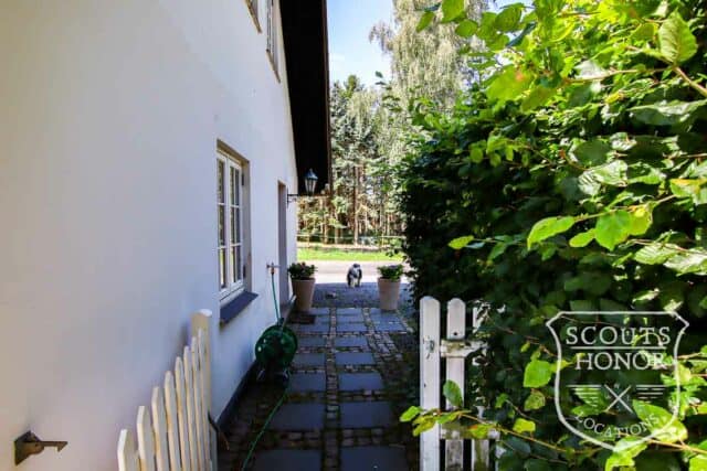 villa countryside stråtæk location denmark scoutshonor00095