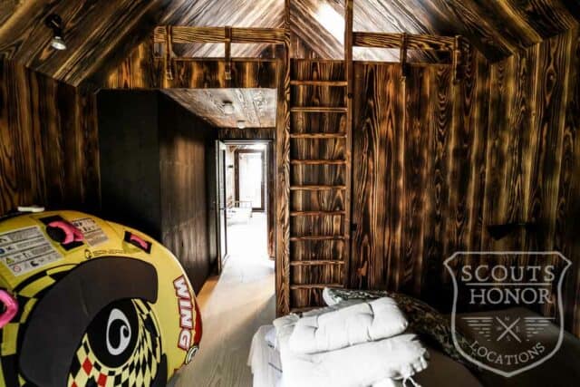 sjælland moderne arkitektur eksklusivt sommerhus brændt træ photoshoot scoutshonor location denmark (70 of 107)