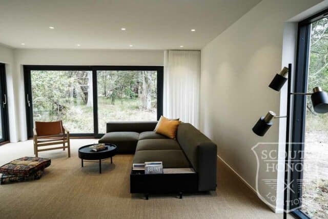 skov moderne store vinduer sommerhus naturgrund location denmark scoutshonor (13 of 45)
