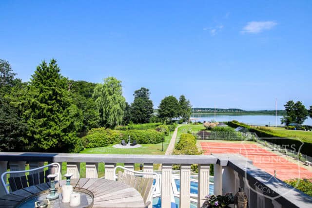 tennisbane liebhaveri udsigt til sø location denmark scoutshonor00029