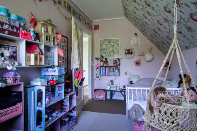 villa indbygget reol lysindfald location denmark scoutshonor 82