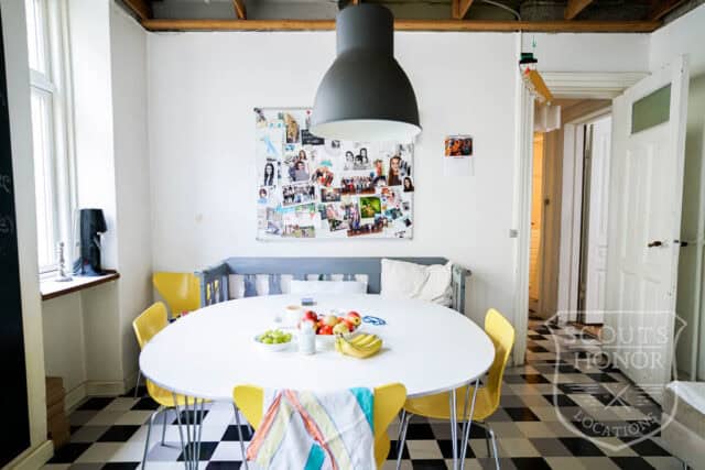 nørrebro klassisk opgang bordtennis lysindfald location denmark scoutshonor 37