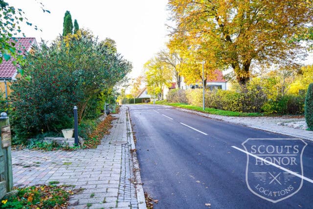 murermestervilla udsigt til mark naturgrund location denmark scoutshonor 01