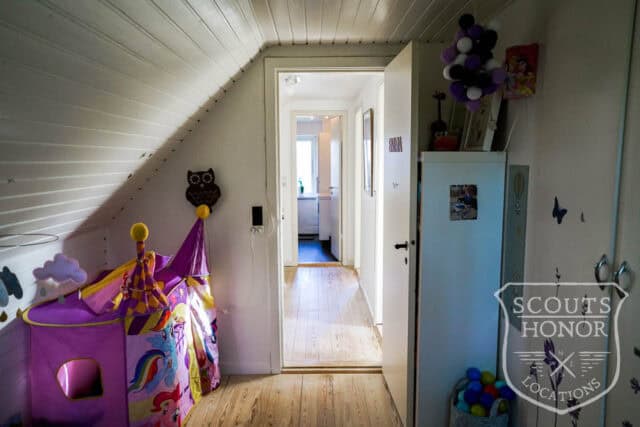 murermestervilla udsigt til mark naturgrund location denmark scoutshonor 14