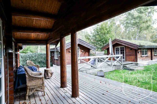 bjlkehytte porch grspatag naturgrund nordsjlland location danmark scoutshonor59of79