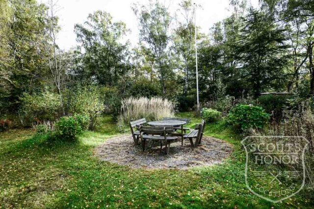 bjlkehytte porch grspatag naturgrund nordsjlland location danmark scoutshonor7of15