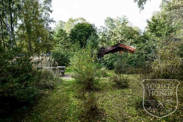 bjlkehytte porch grspatag naturgrund nordsjlland location danmark scoutshonor8of15