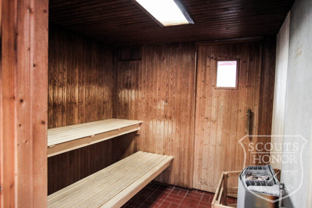 klublokale fodbold omkldningsrum kbenhavn location copenhagen scoutshonor13of31