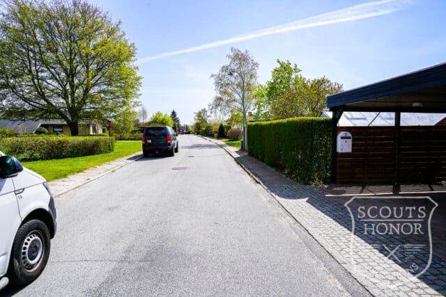 retro parcelhus gulde mursten terrasse location denmark scoutshonor 46