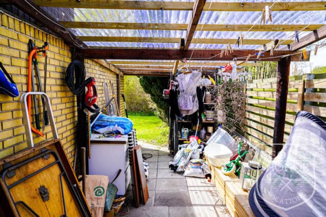 retro parcelhus gulde mursten terrasse location denmark scoutshonor 51