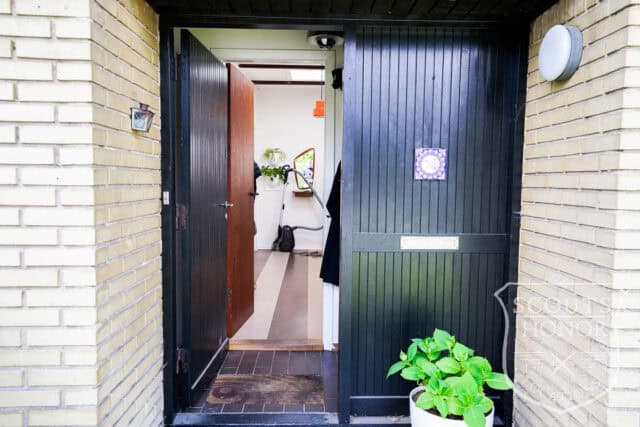 retro parcelhus gule mursten terrasse location denmark scoutshonor 42