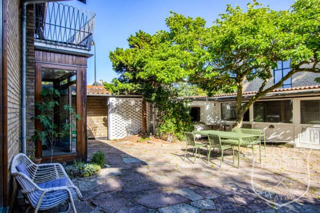 gule mursten retro 1950'er villa original location denmark scoutshonor00058