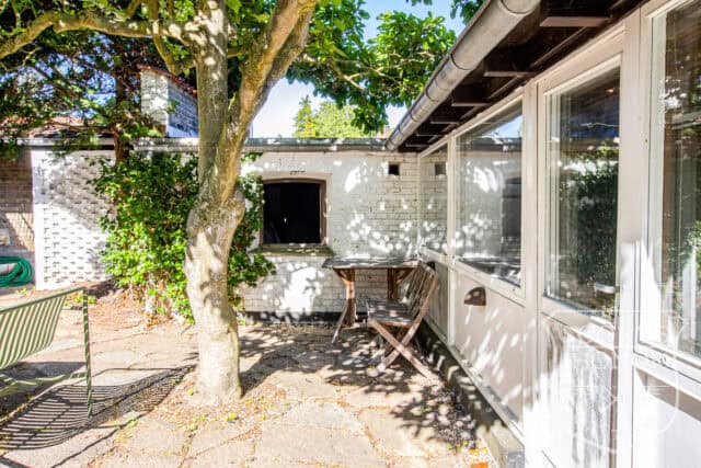 gule mursten retro 1950'er villa original location denmark scoutshonor00060